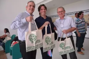 Alexandre Sheneider (Instituro Arapyau), Rafael Costa (Votorantim Cimentos) e Clóvis Carvalho (Instituto Votorantim).
