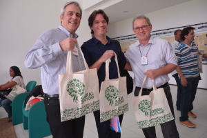 Alexandre Sheneider (Instituro Arapyau), Rafael Costa (Votorantim Cimentos) e Clóvis Carvalho (Instituto Votorantim).